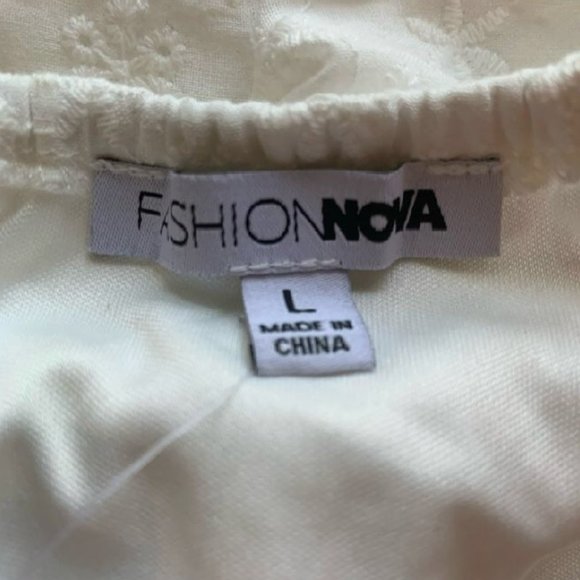 Fashion Nova White Ruffle Cap Sleeve Eyelet Shirt with Tie Women’s Size L - Picture 6 of 14